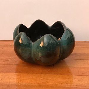Blue Mountain Pottery Tulip Vase Green Glaze